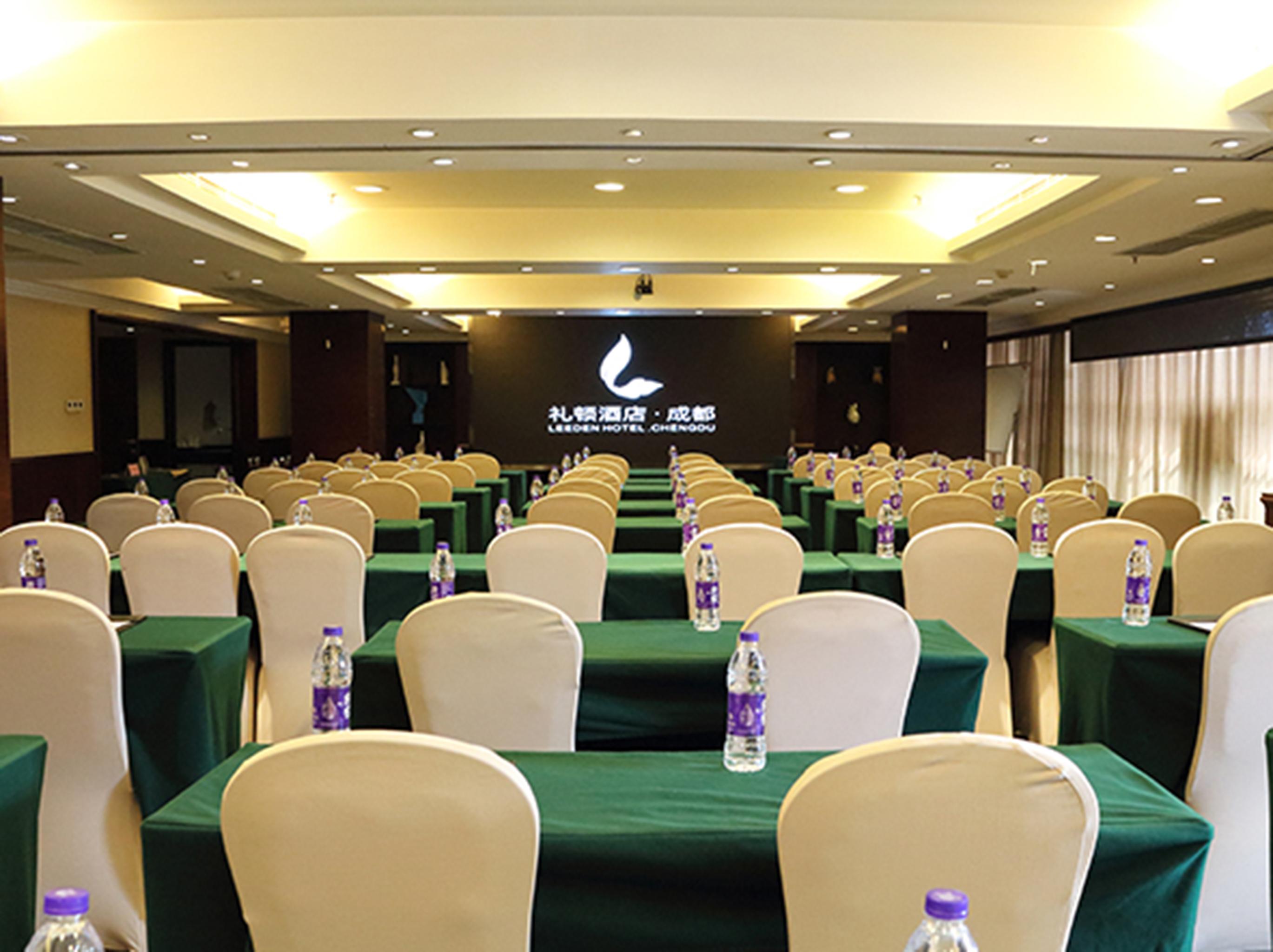 Leeden Hotel Chengdu Bagian luar foto